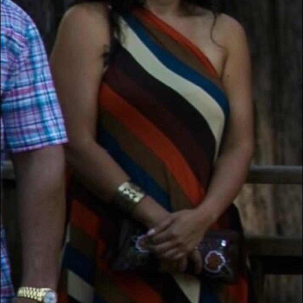 One shoulder dress